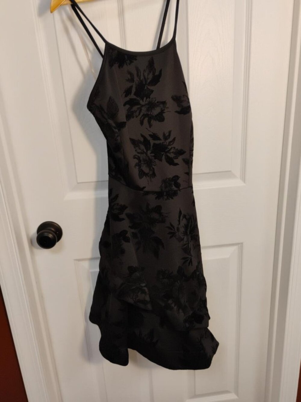 A’GACI Size L Black Flocked Floral Ruffle Dress Strappy Open Back Cocktail